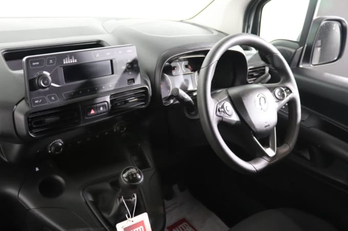 2025 Vauxhall Combo