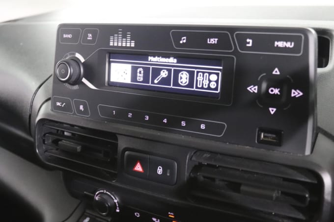 2025 Vauxhall Combo