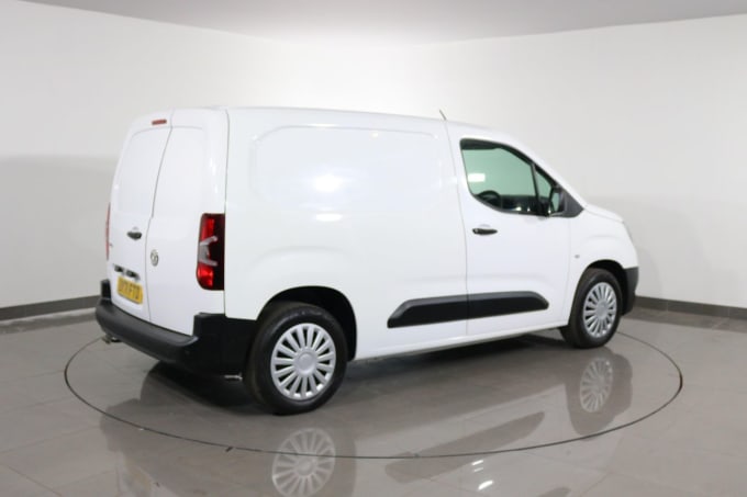 2025 Vauxhall Combo