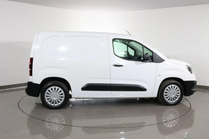 2025 Vauxhall Combo