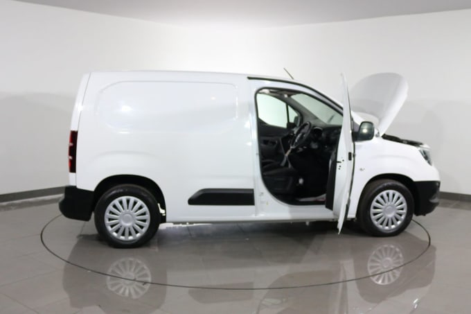 2025 Vauxhall Combo