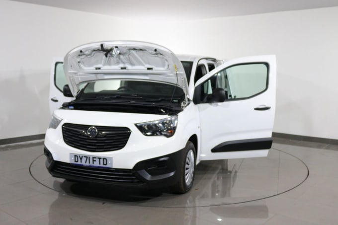 2025 Vauxhall Combo