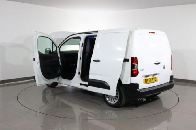 2025 Vauxhall Combo