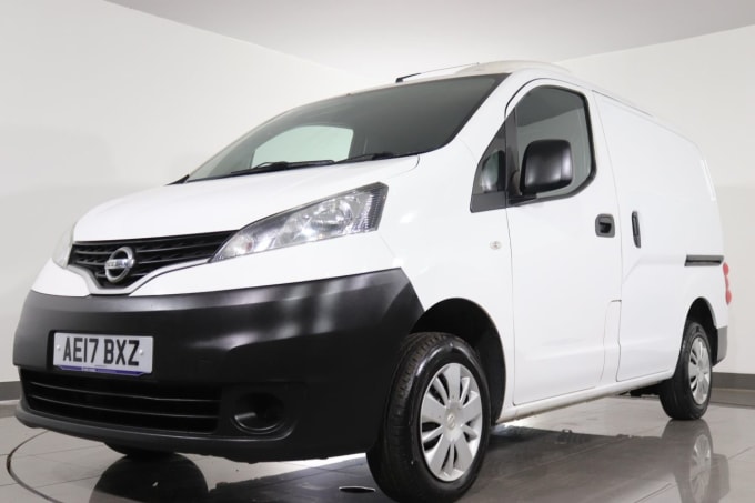 2025 Nissan Nv200