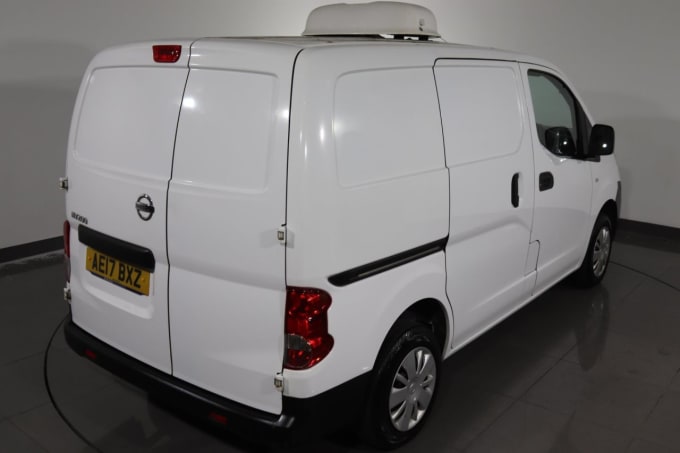 2025 Nissan Nv200