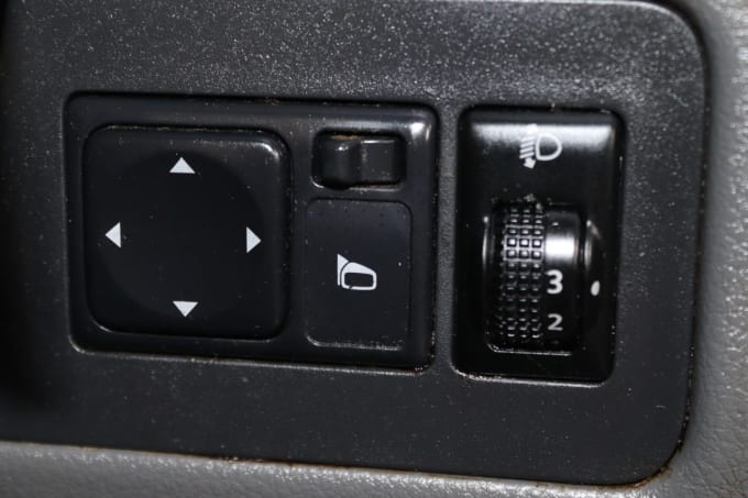 2025 Nissan Nv200