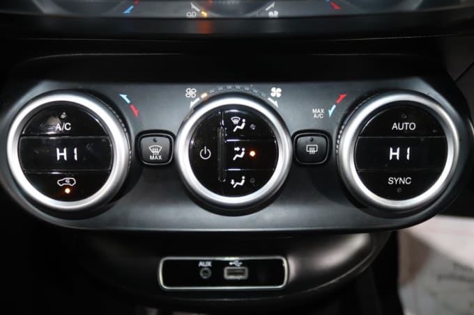 2025 Fiat 500x