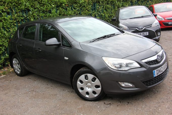 2025 Vauxhall Astra