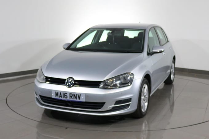 2025 Volkswagen Golf