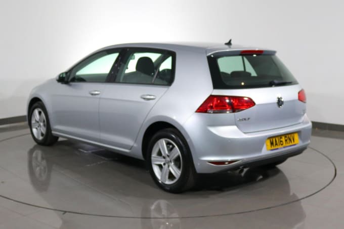 2025 Volkswagen Golf