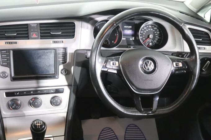 2025 Volkswagen Golf