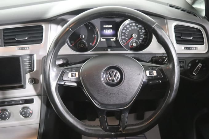 2025 Volkswagen Golf