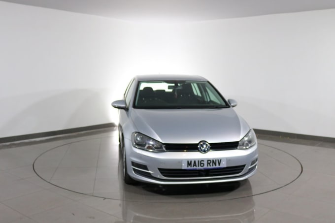 2025 Volkswagen Golf