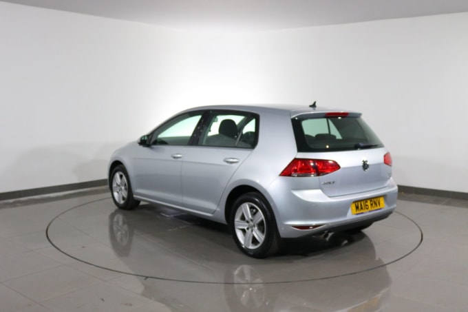 2025 Volkswagen Golf