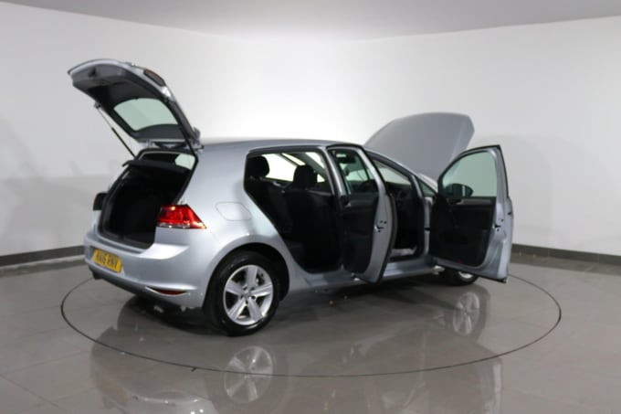 2025 Volkswagen Golf