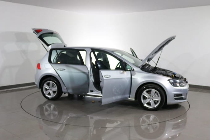 2025 Volkswagen Golf