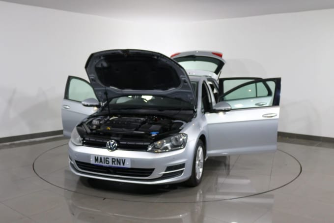 2025 Volkswagen Golf