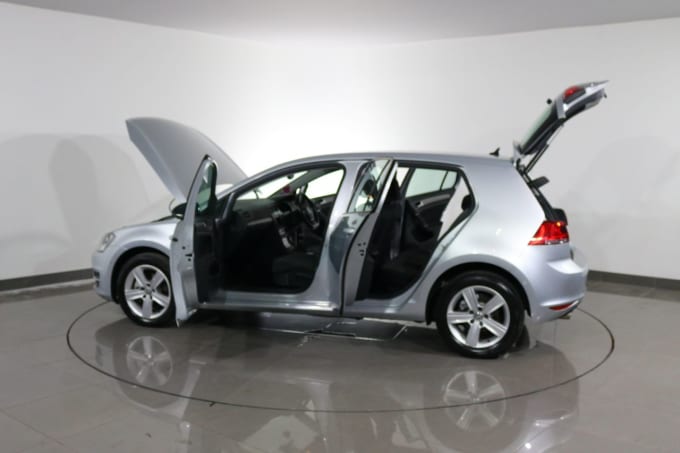 2025 Volkswagen Golf