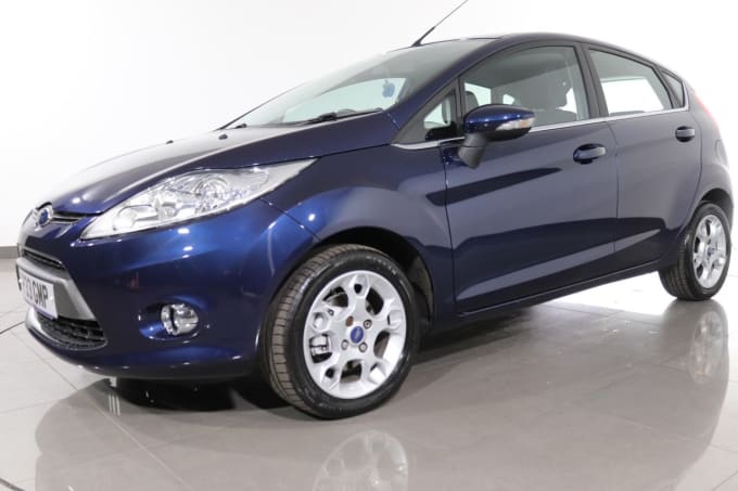 2025 Ford Fiesta