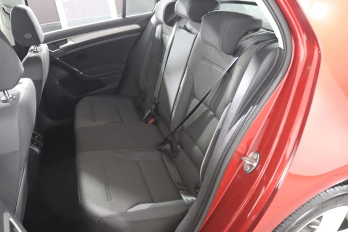 2025 Volkswagen Golf