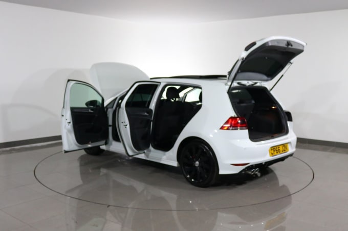 2025 Volkswagen Golf