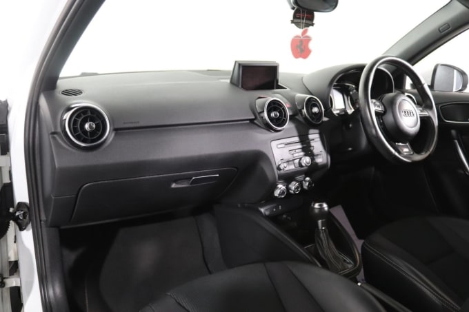 2025 Audi A1