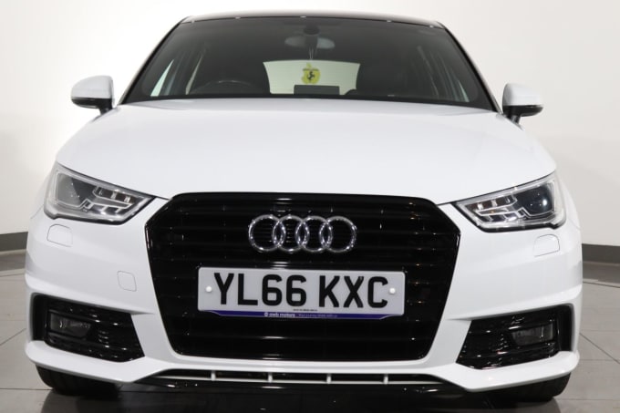 2025 Audi A1