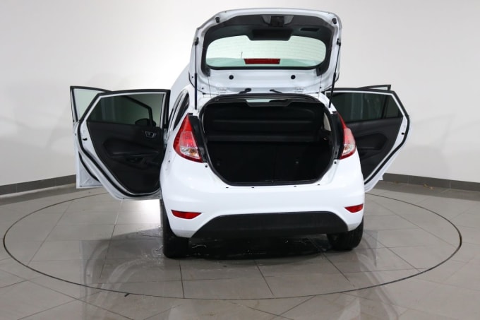 2025 Ford Fiesta
