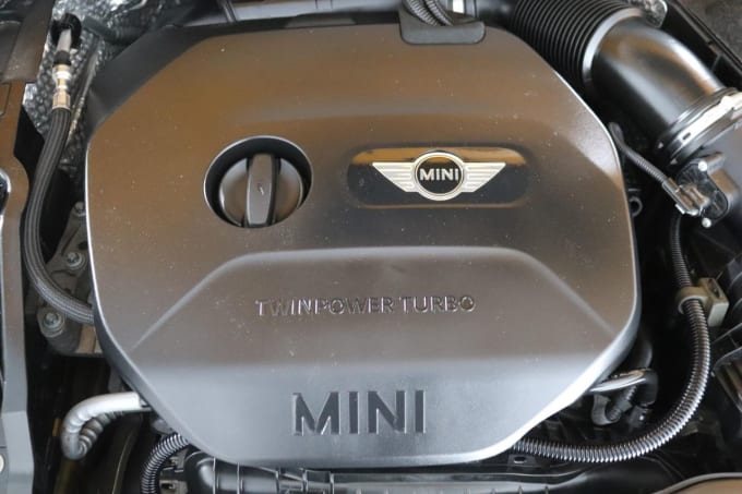 2025 Mini Hatch
