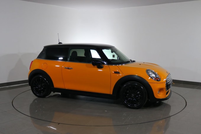 2025 Mini Hatch