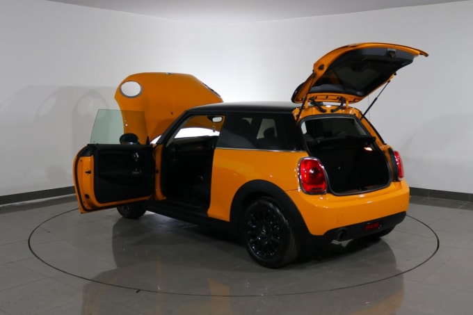 2025 Mini Hatch