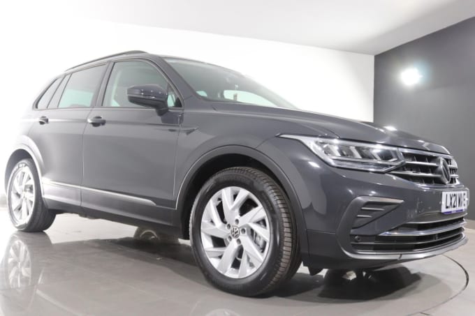 2025 Volkswagen Tiguan