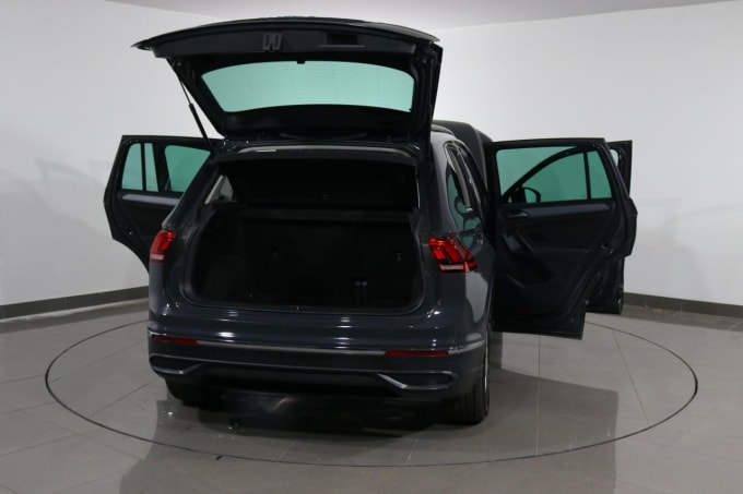 2025 Volkswagen Tiguan
