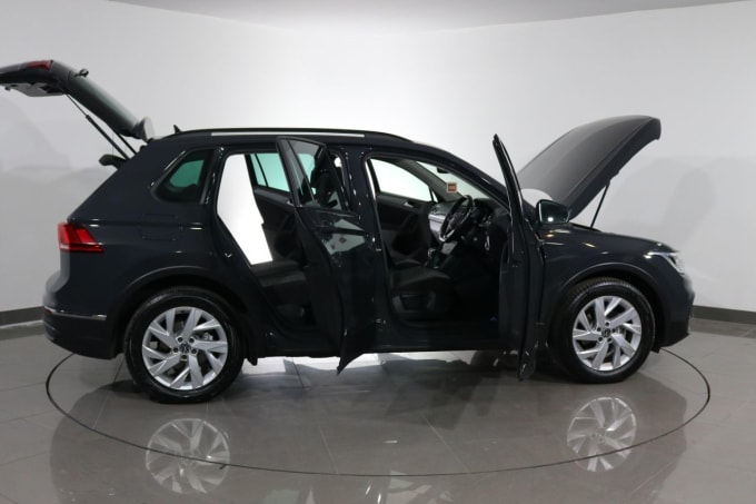 2025 Volkswagen Tiguan