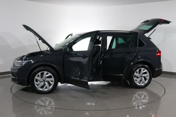 2025 Volkswagen Tiguan
