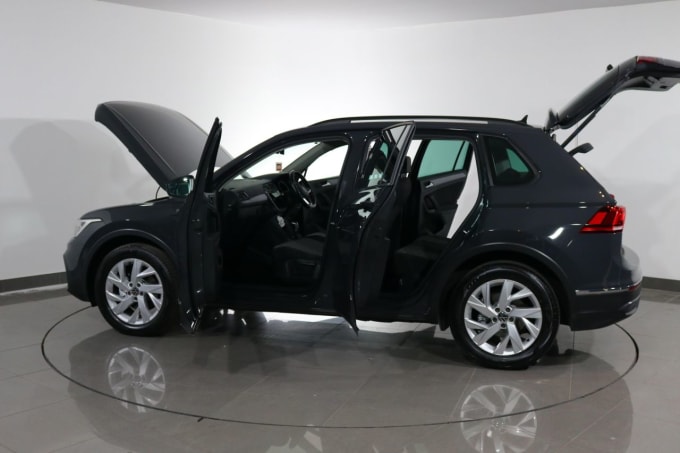2025 Volkswagen Tiguan