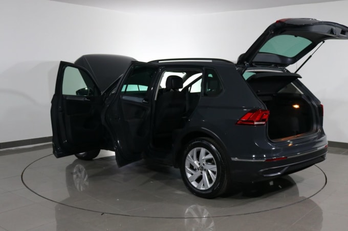 2025 Volkswagen Tiguan