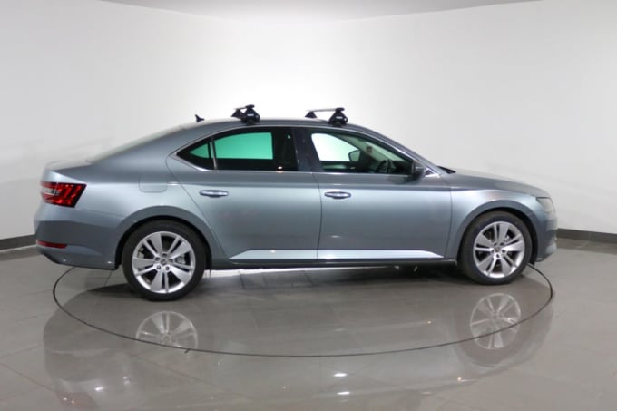 2025 Skoda Superb