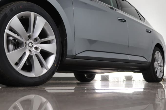 2025 Skoda Superb