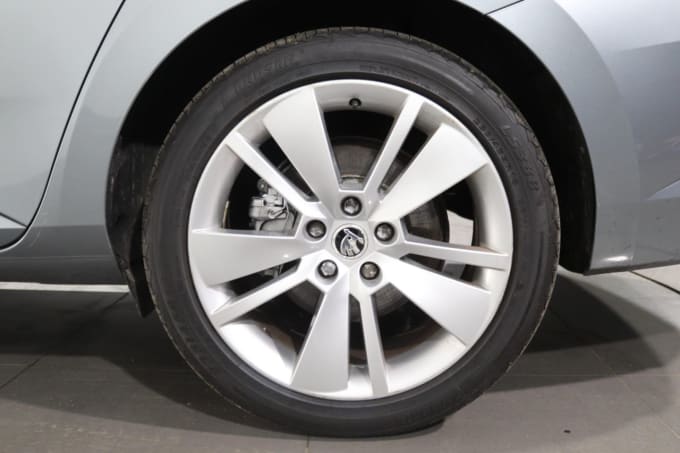 2025 Skoda Superb
