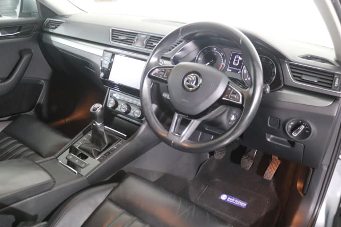 2025 Skoda Superb