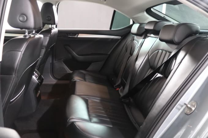 2025 Skoda Superb