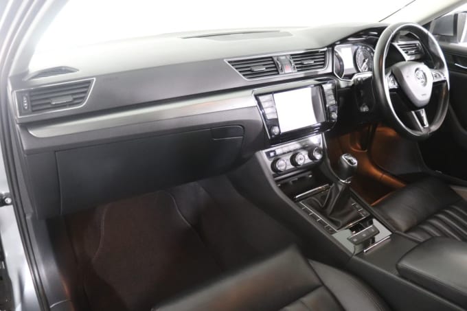 2025 Skoda Superb