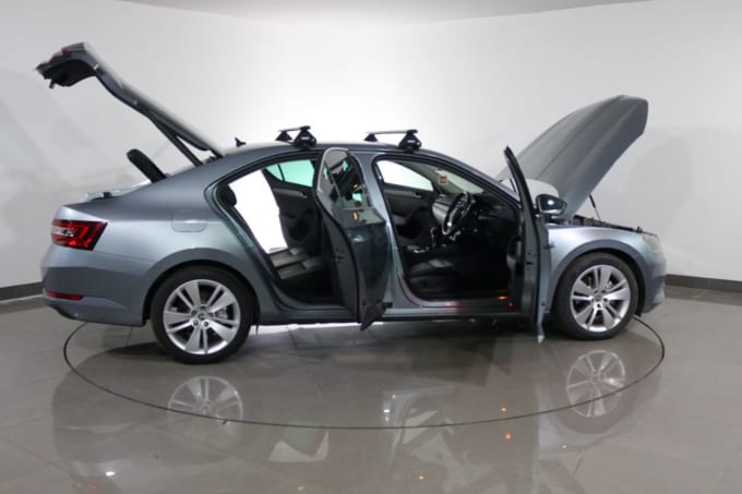 2025 Skoda Superb