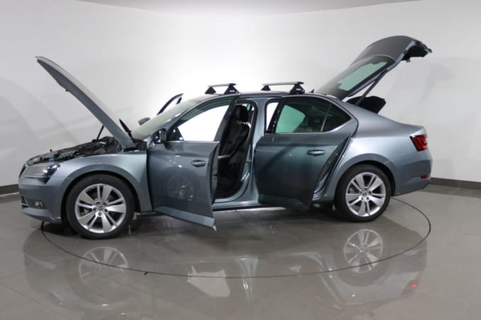 2025 Skoda Superb