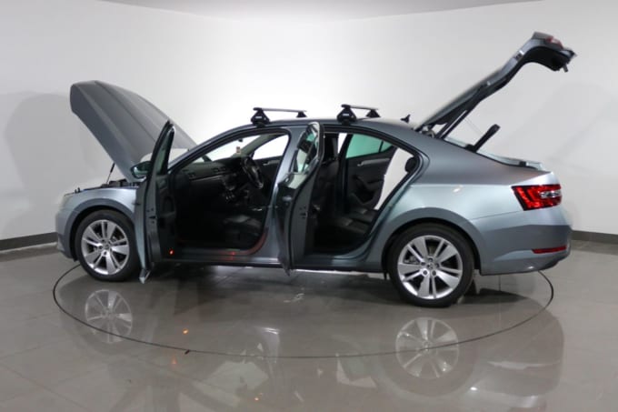 2025 Skoda Superb