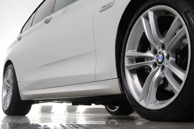 2012 BMW 5 Series Gran Turismo