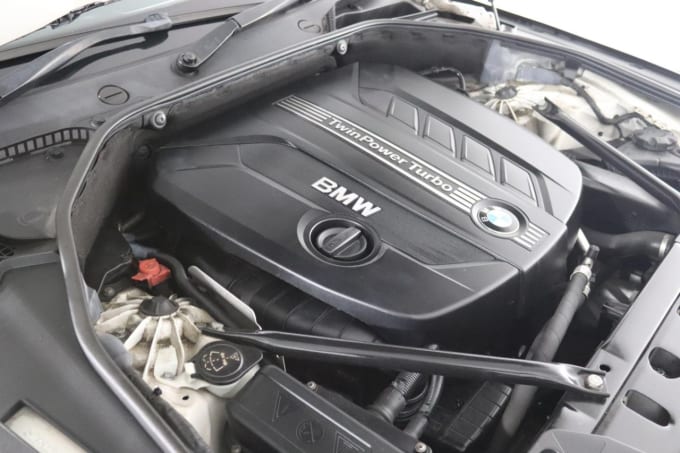 2012 BMW 5 Series Gran Turismo