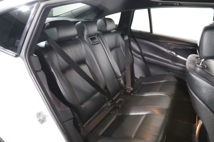 2012 BMW 5 Series Gran Turismo