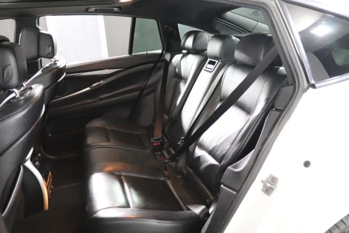 2012 BMW 5 Series Gran Turismo